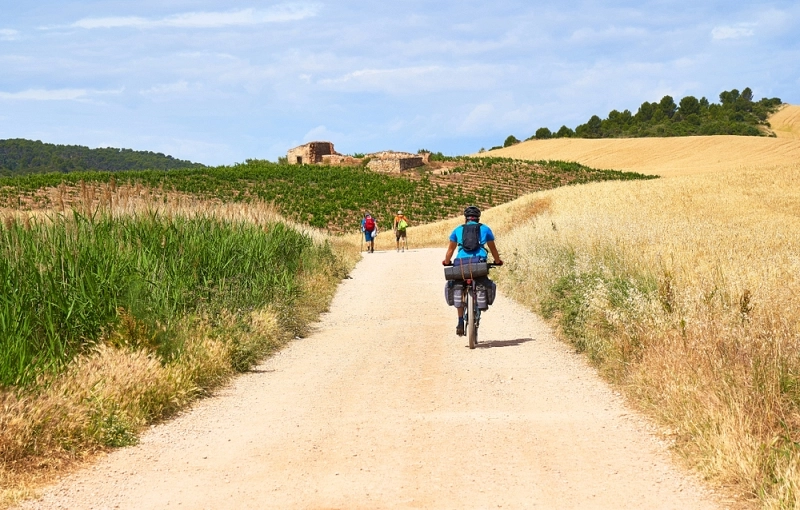 Vive la Experiencia Única de Recorrer el Camino de Santiago en Bicicleta