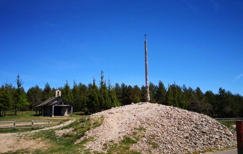 The Iron Cross on the Camino de Santiago