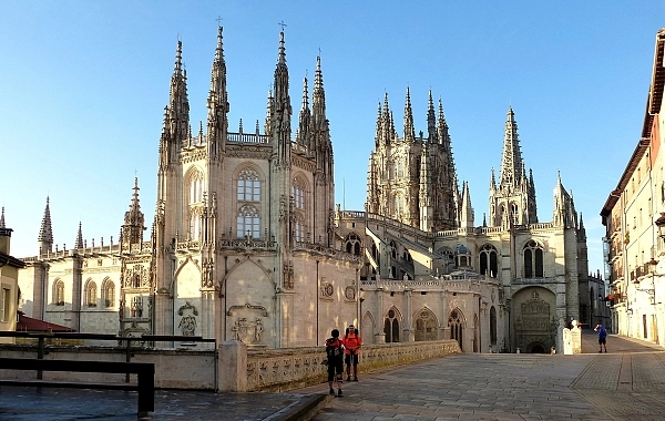 Burgos - León on Foot